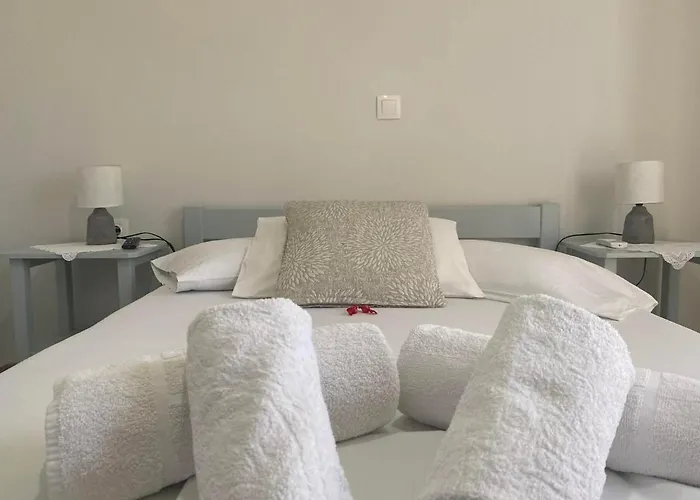 Stelios Zalonis Apartments