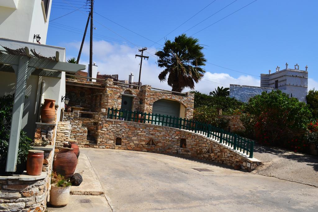 Stelios Zalonis Apartment